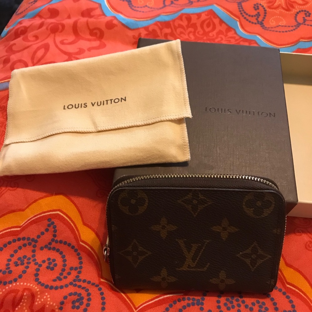 Louis Vuitton. Zippy coin purse